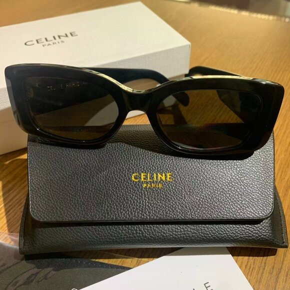 CELINE Rectangle Black Sunglasses - Picture 1 of 9